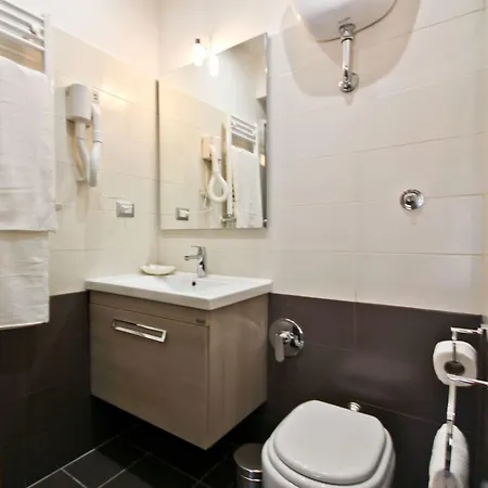 San Pietro's - 4*